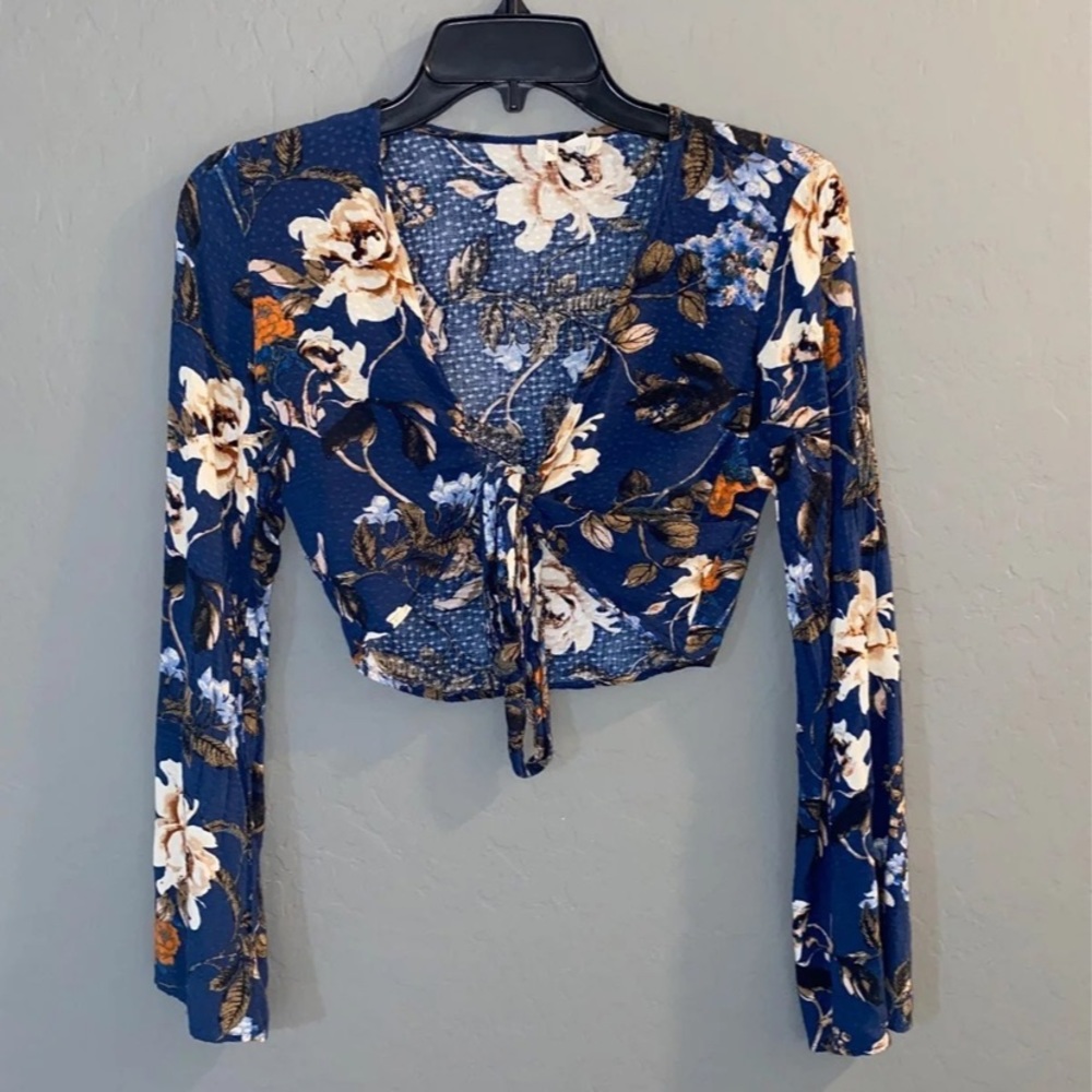 Long Sleeve Crop Top